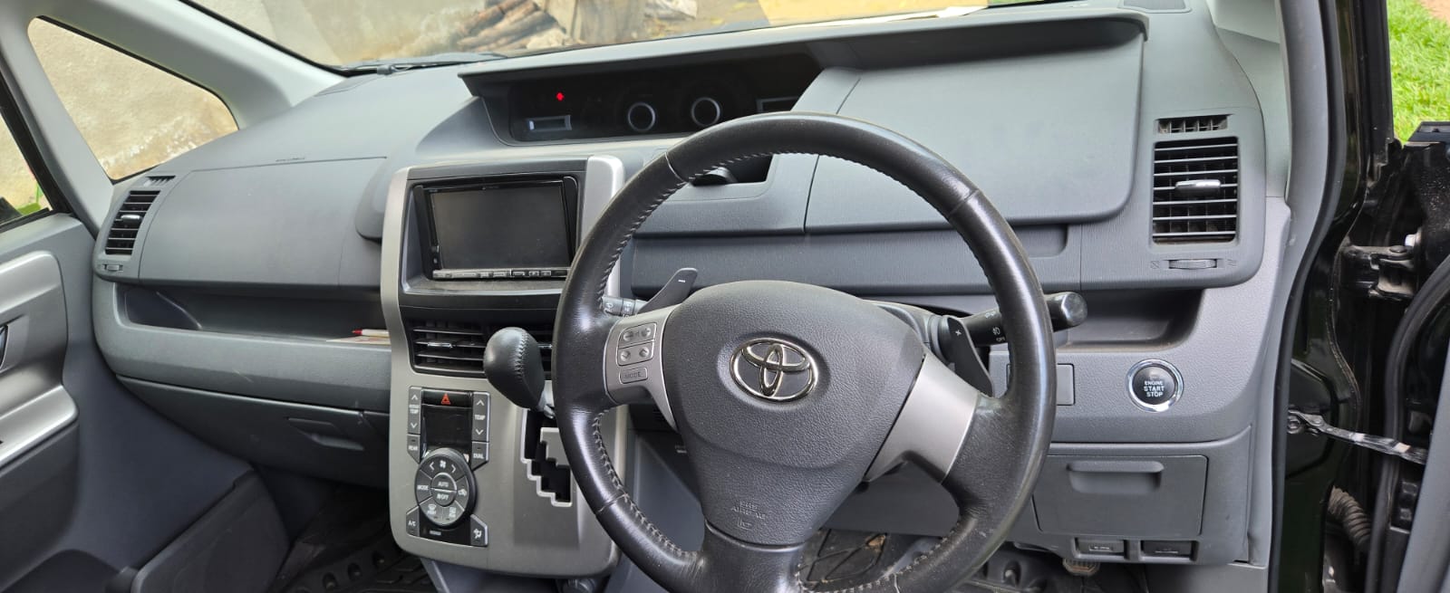 LOCATION VOXY-HuniVerse